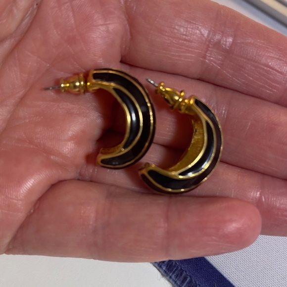 Napier Designer Vintage 1" Stud back Shiny Black Enamel Gold Filled Earrings - Picture 5 of 5